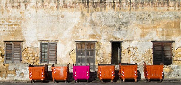 Why Contractors Choose Roll-Off Dumpsters for Large-Scale Jobs
