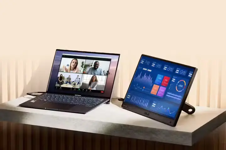 Why Portable Displays Are a Must-Have for Side Hustlers and Makers