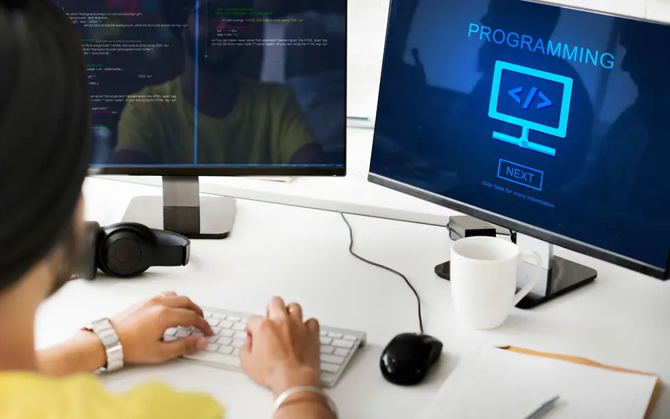 Why Businesses Still Pick CodeIgniter for Rapid Web App Development